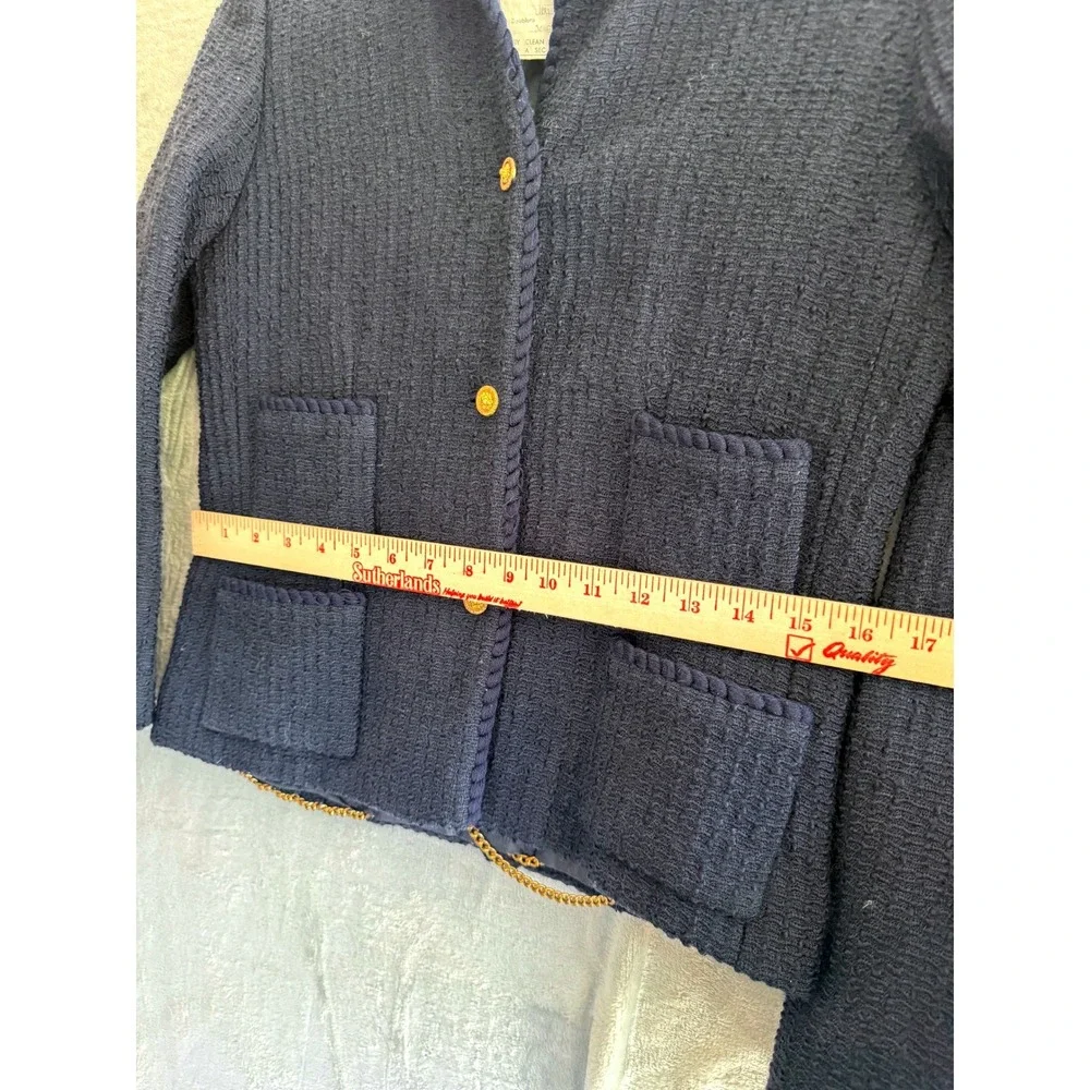 Chanel Vintage Navy Blue Wool Boucle Skirt Suit Lion Head Buttons FR 38 US‎